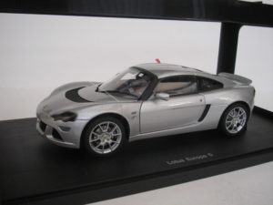 Lotus Europa S silver 1:18 - Image 2