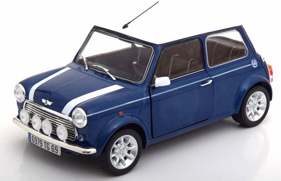 Mini Cooper 1.3 Sport Pack blue metallic/white rooftop 1:18 – Traffic ...