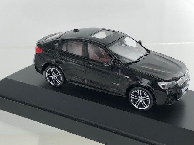 BMW X4 (F26) 2015 black metallic 1:43