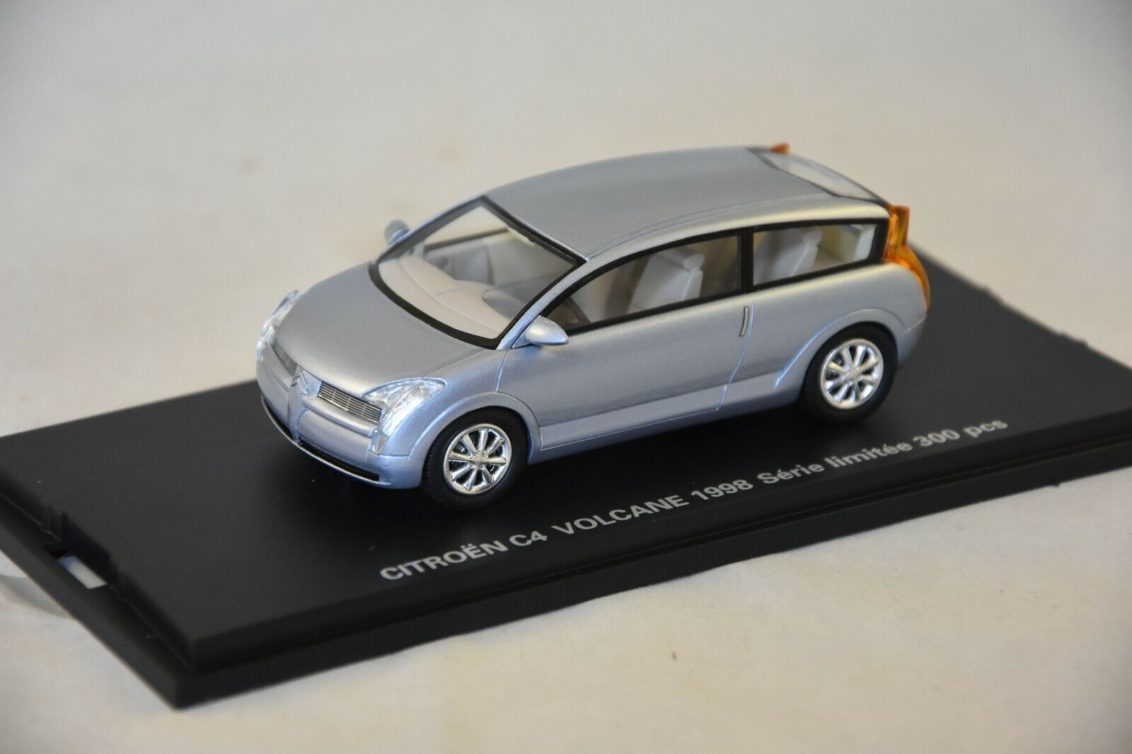 Miniature Citroën C4 Volcane 1998 – Franstyle 1/43 – Neuve – Réf. 008