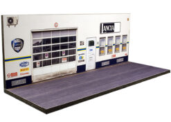 Alternative view of Lancia diorama garage 1:43
