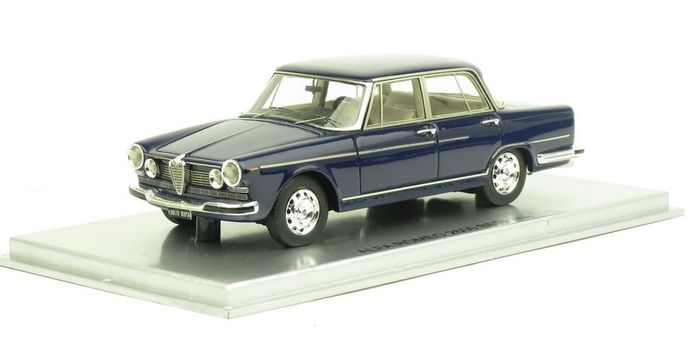 Alfa Romeo 2600 Berlina 1962 darkblue 1:43