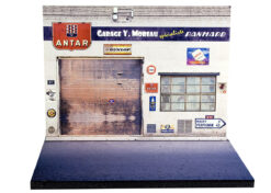 Panhard diorama garage Y. Mareau 1:43
