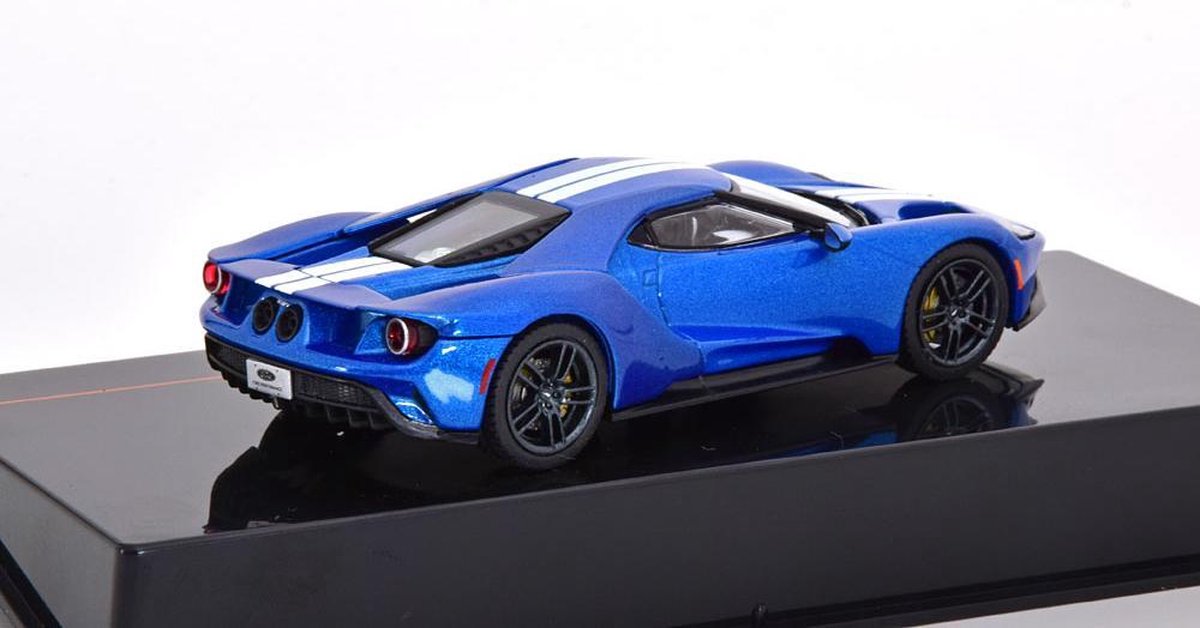 Ford GT 2017 blue 1:43 - Image 2