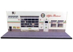 Alfa Romeo diorama garage  1:43