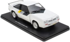 Opel Manta B 400 1981 white  1:24
