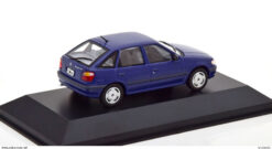 Alternative view of Volkswagen Pointer GLi 1995 blue  1:43