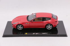 Ferrari FF red 1:43 - Image 2