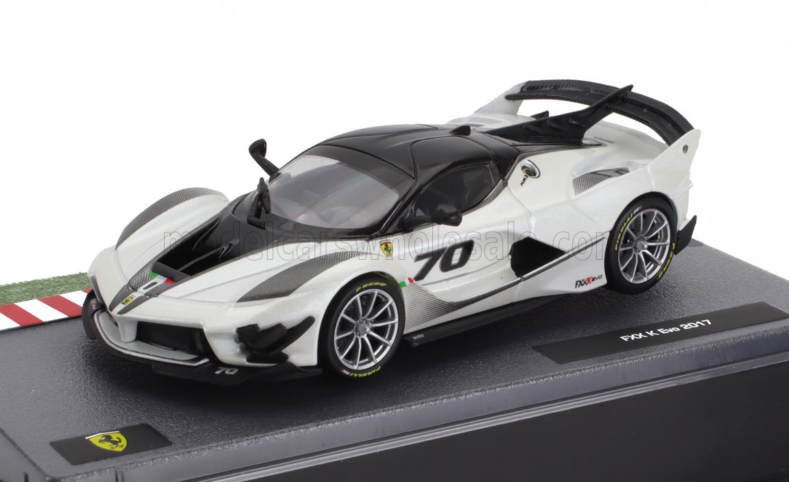 Ferrari FXX K Evo 2017 white/black 1:43