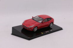 Ferrari FF red 1:43 - Image 4
