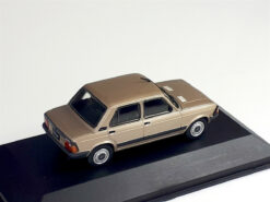 Alternative view of Fiat Super Europa 1.5 1983 beige metallic 1:43