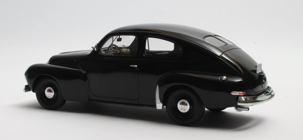 Cult Scale Models 1:18 - Sedán a escala - Volvo PV444 - 1947 Black