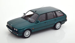 BMW 325i Touring 1990 green metallic 1:18