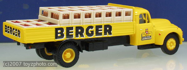Camion Citroën type 55 avec chargement de bouteilles - Collection