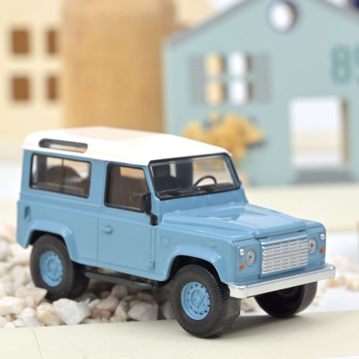 Land Rover Defender 1995 blue/white 1:43 - Image 3