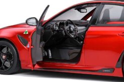 Alfa Romeo Giulia GTA-M 2021 rosso 1:18 - Image 7