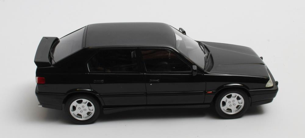 Modèle réduit Alfa Romeo - 33 S Qv Permanent 4 1991 - Noir 1/18