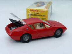 Alternative view of Renault Alpine A310 red  1:43