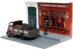 Alternative view of Peugeot DMA plateau Charbon Cafe Mazout with diorama  1:43