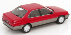 Alternative view of Alfa Romeo 164 1991 red  1:18