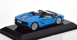 Lamborghini Aventador S Roadster 2017 blue metallic 1:43 - Image 2