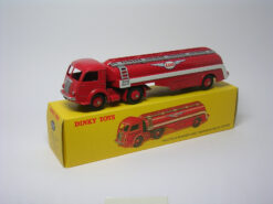 Panhard tracteur avec semi-remorque Citerne Esso  1:43