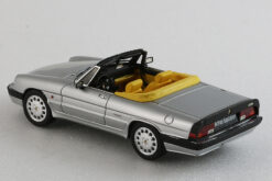 Alternative view of Alfa Romeo Spider (open) Quadrifoglio Verde 1986 serie 3 Grigio Met. 1:43