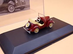 Alternative view of Rolux Baby 1950 red 1:43
