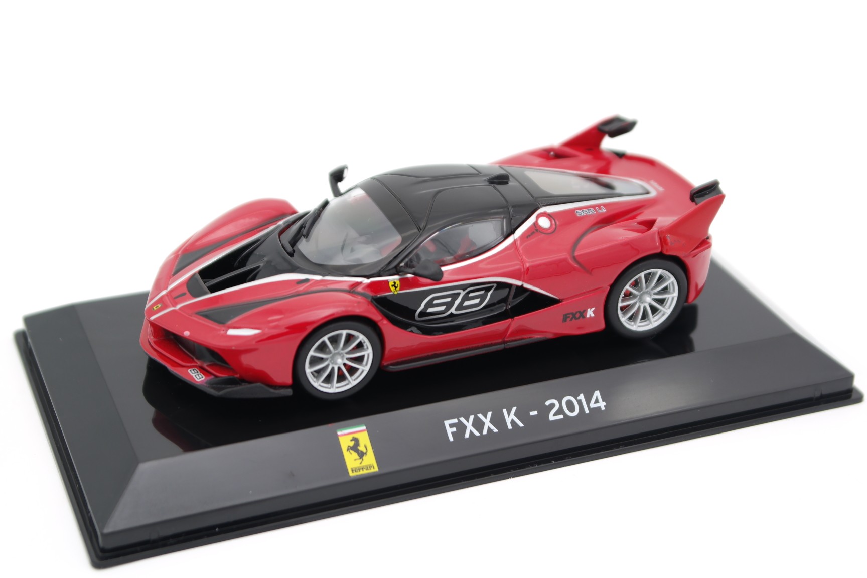 FERRARI FXX K 2014 #10 ROUGE RED AU 1/43 FERRARI GT