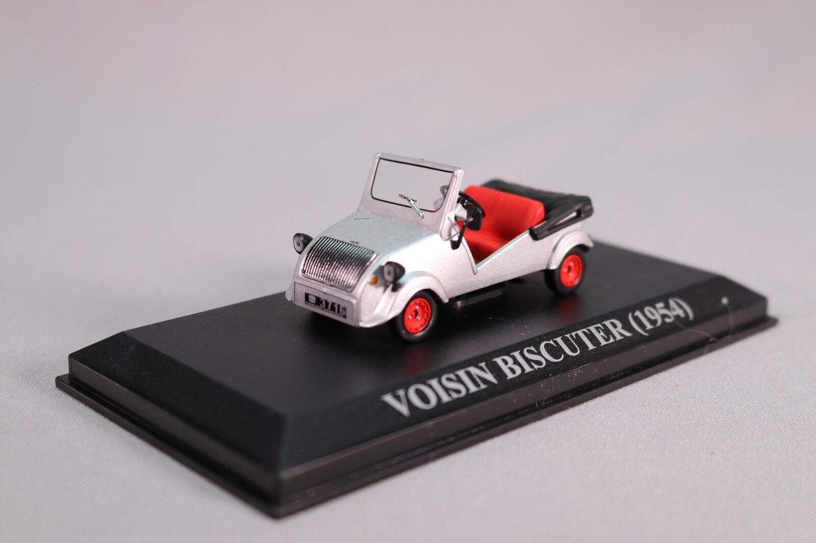 Voisin Biscuter 1954 grey metallic 1:43 – Traffic Modelcars