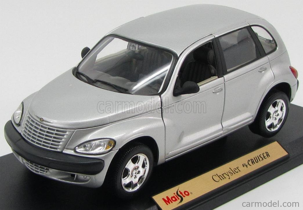 Chrysler PT Cruiser silver 1:18 – Traffic Modelcars