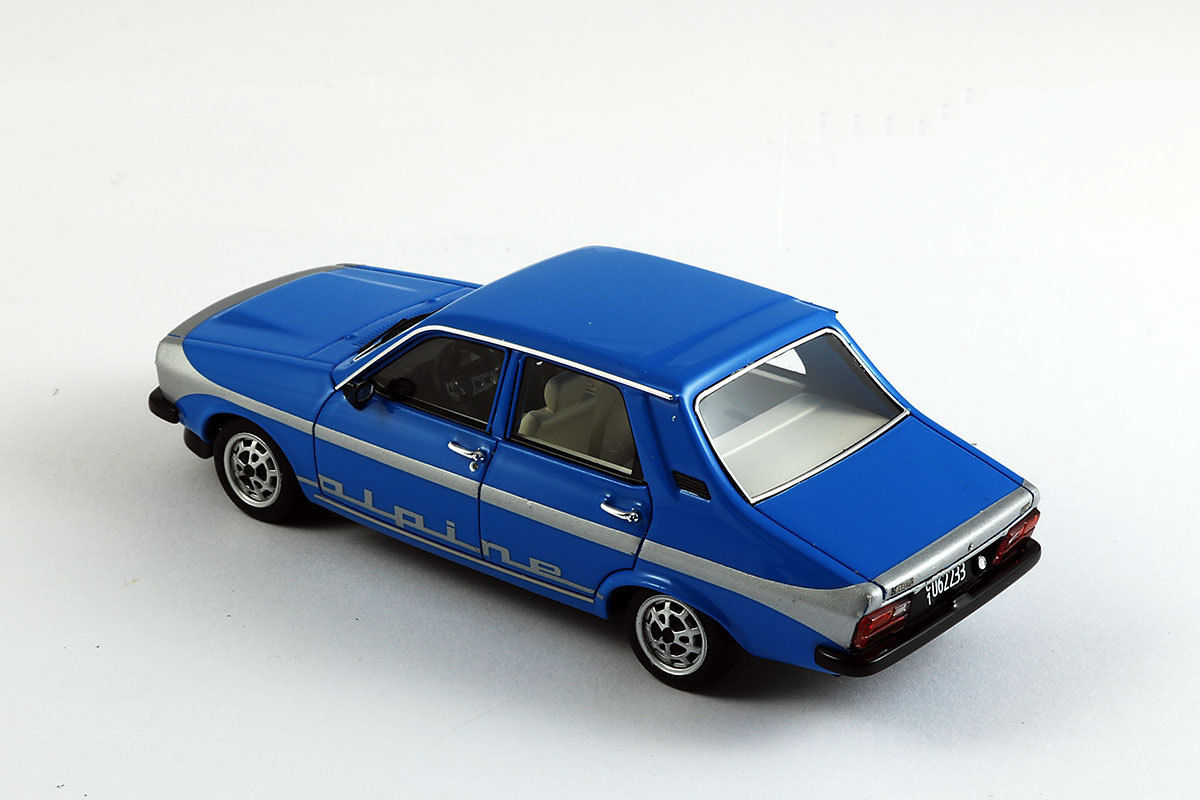Renault 12 Alpine 1978 Azul Cosmo 1:43 - Image 2