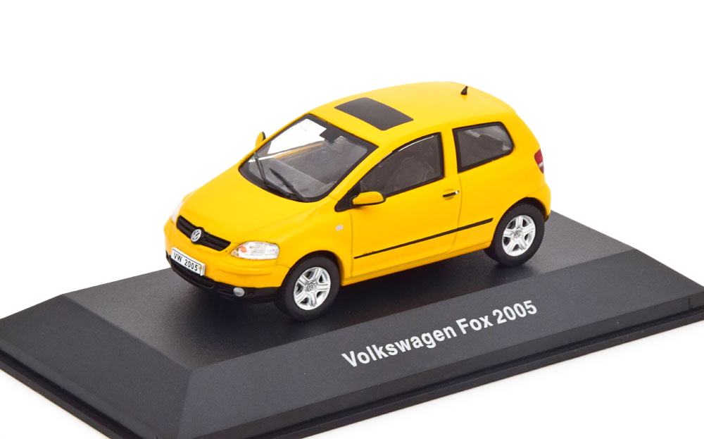Volkswagen Fox 2005 yellow 1:43