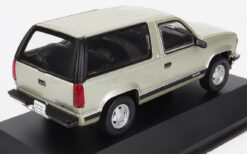 Chevrolet Silverado 1997 lightgreen metallic 1:43 - Image 2