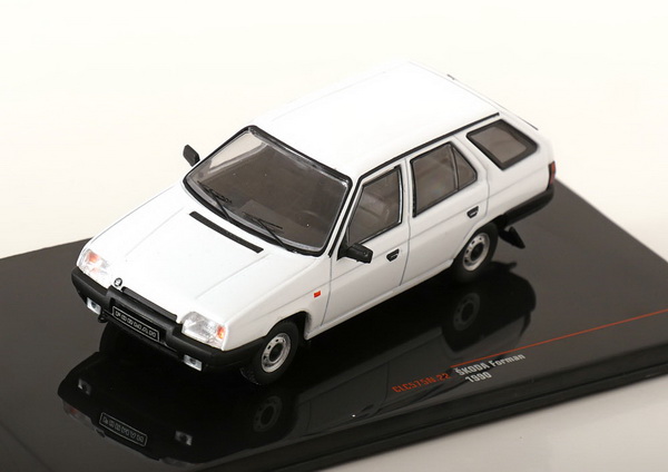 Skoda Forman 1990 white 1:43