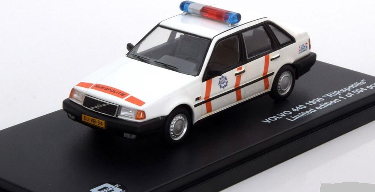 Volvo 440 Rijkspolitie 1990 1:43