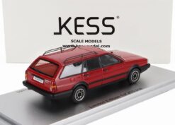 Alternative view of Volkswagen Passat Variant B2 GT Syncro 1985 rosso tornado 1:43