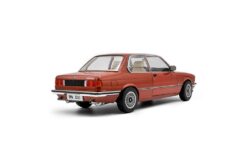 Alternative view of BMW 323i (E21) 1980 kastanienrot metallic 1:18