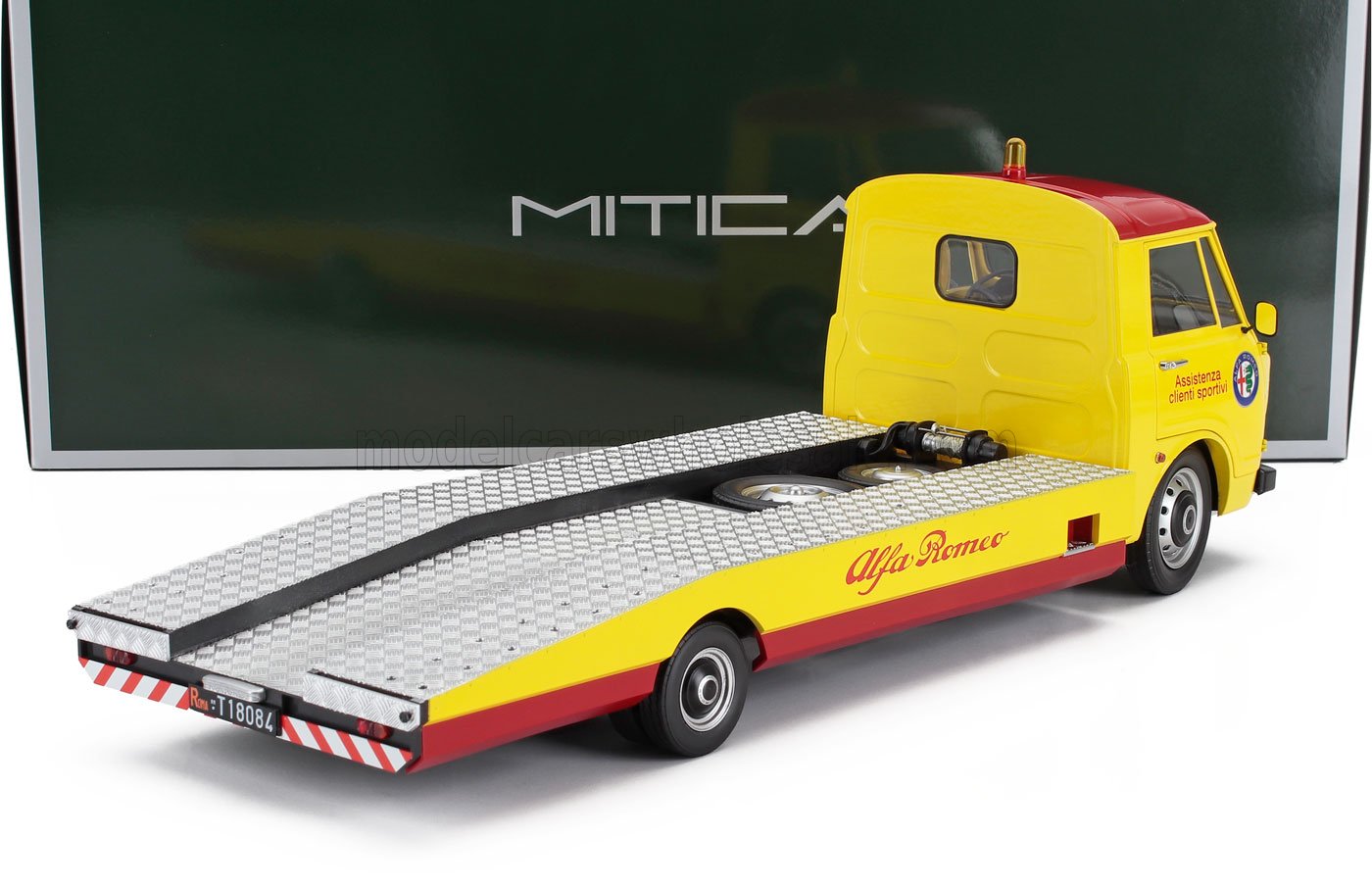 Alfa Romeo A12 (F12) Carro Attrezzi 2e serie 1977 Assistenza Clienti Sportivi Alfa Romeo yellow/red 1:18 - Image 2