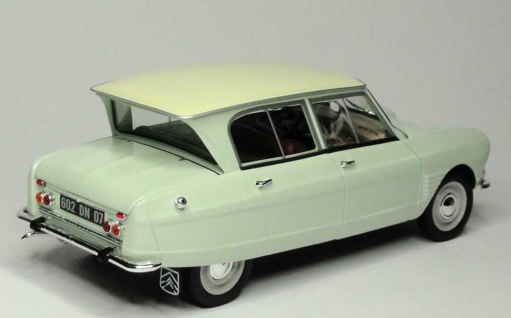 Citroen Ami 6 1965 pastel green with beige roof  1:18 - Image 2