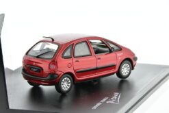 Alternative view of Citroen Xsara Picasso red metallic  1:43