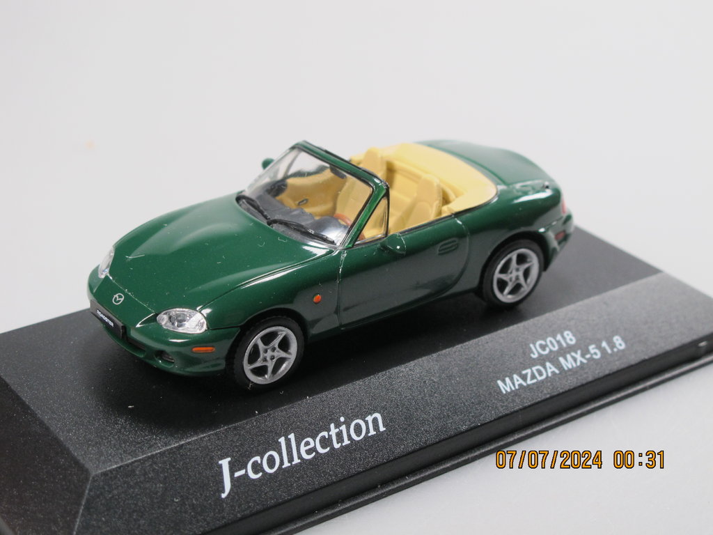 Mazda MX-5 1.8 darkgreen  1:43