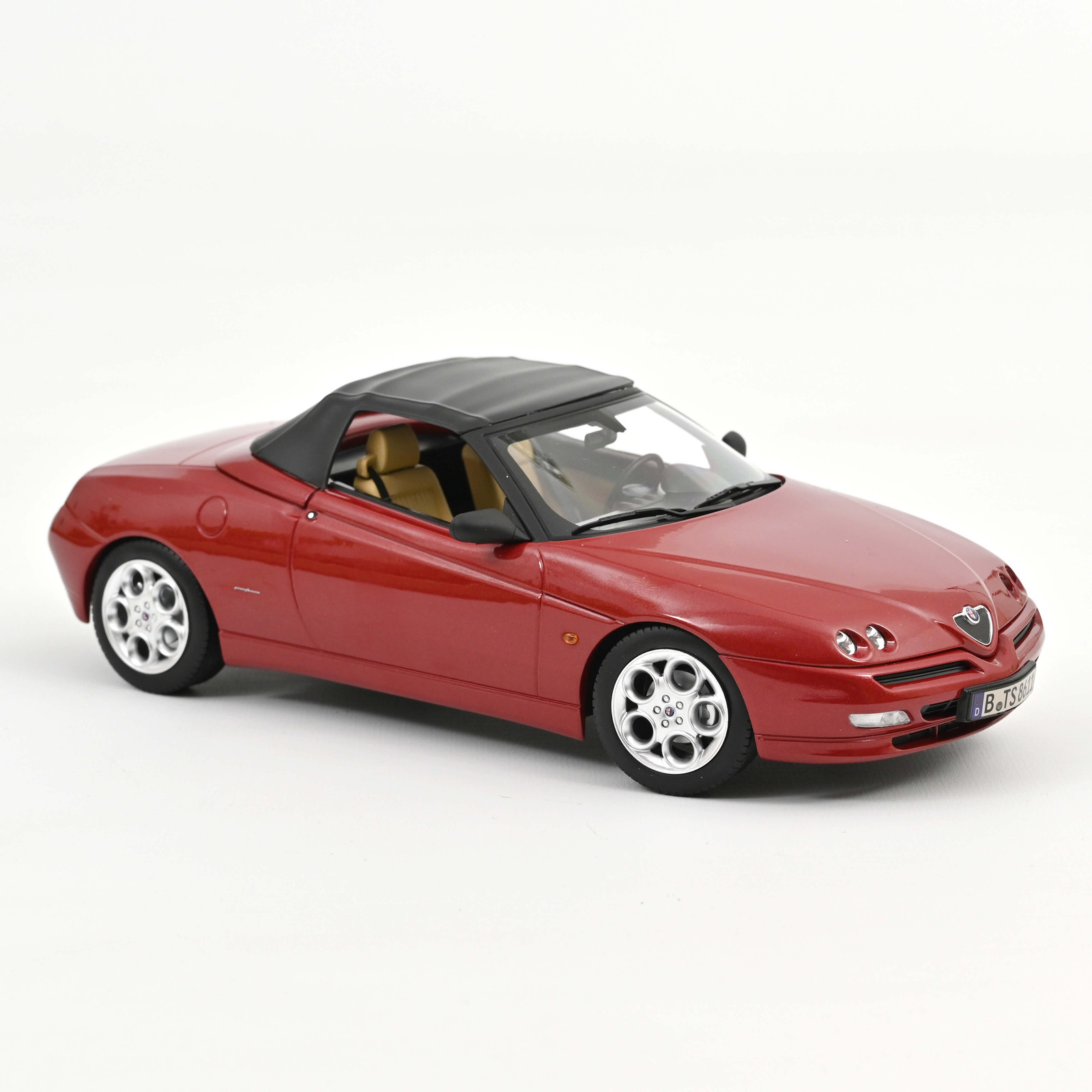 Alfa Romeo Spider 1999 Proteored metallic 1:18 - Image 3