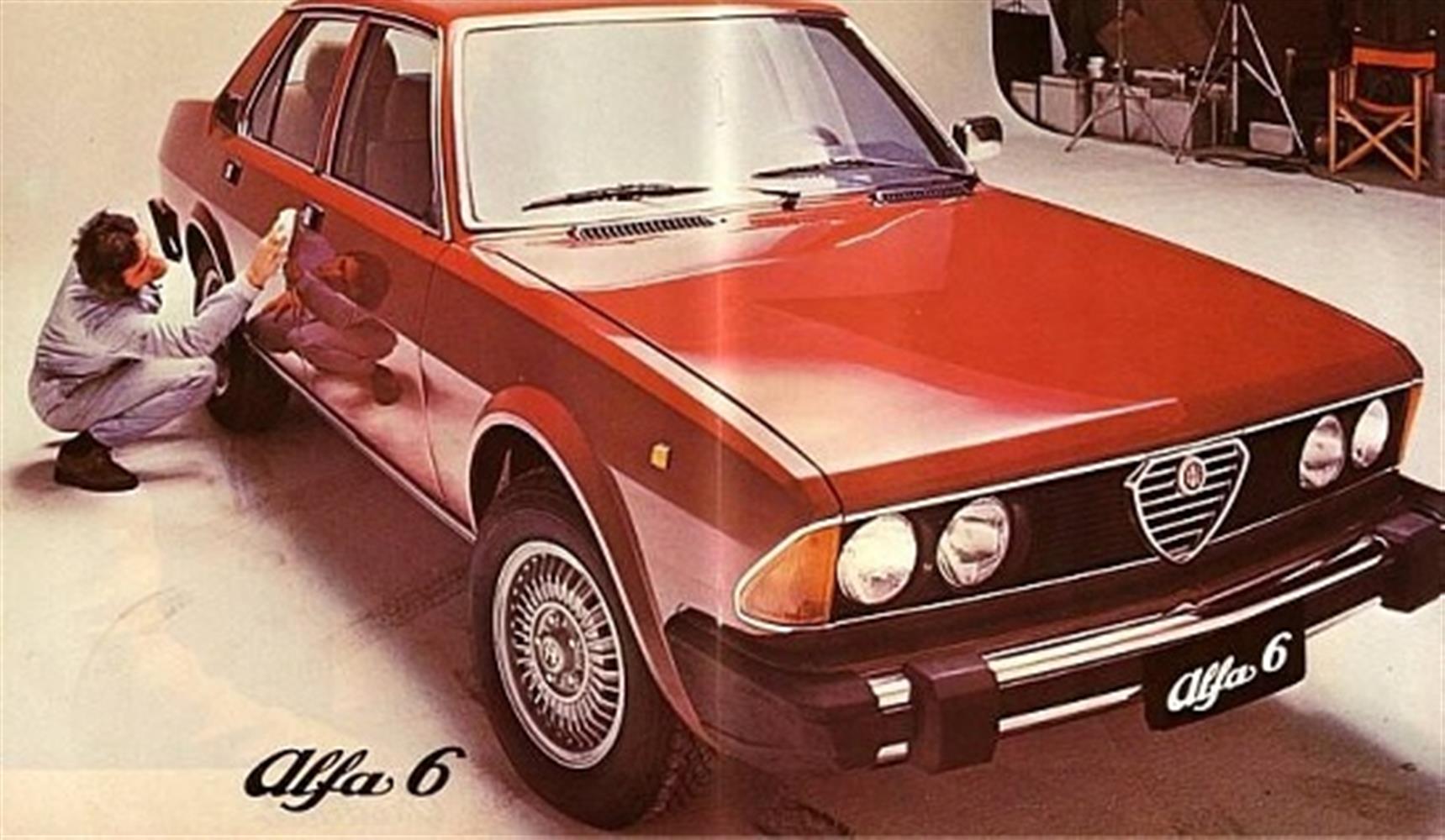 Alfa Romeo Alfa 6 2.5 1979-1983 red 1:43 - Image 5