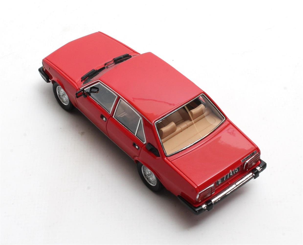 Alfa Romeo Alfa 6 2.5 1979-1983 red 1:43 - Image 3