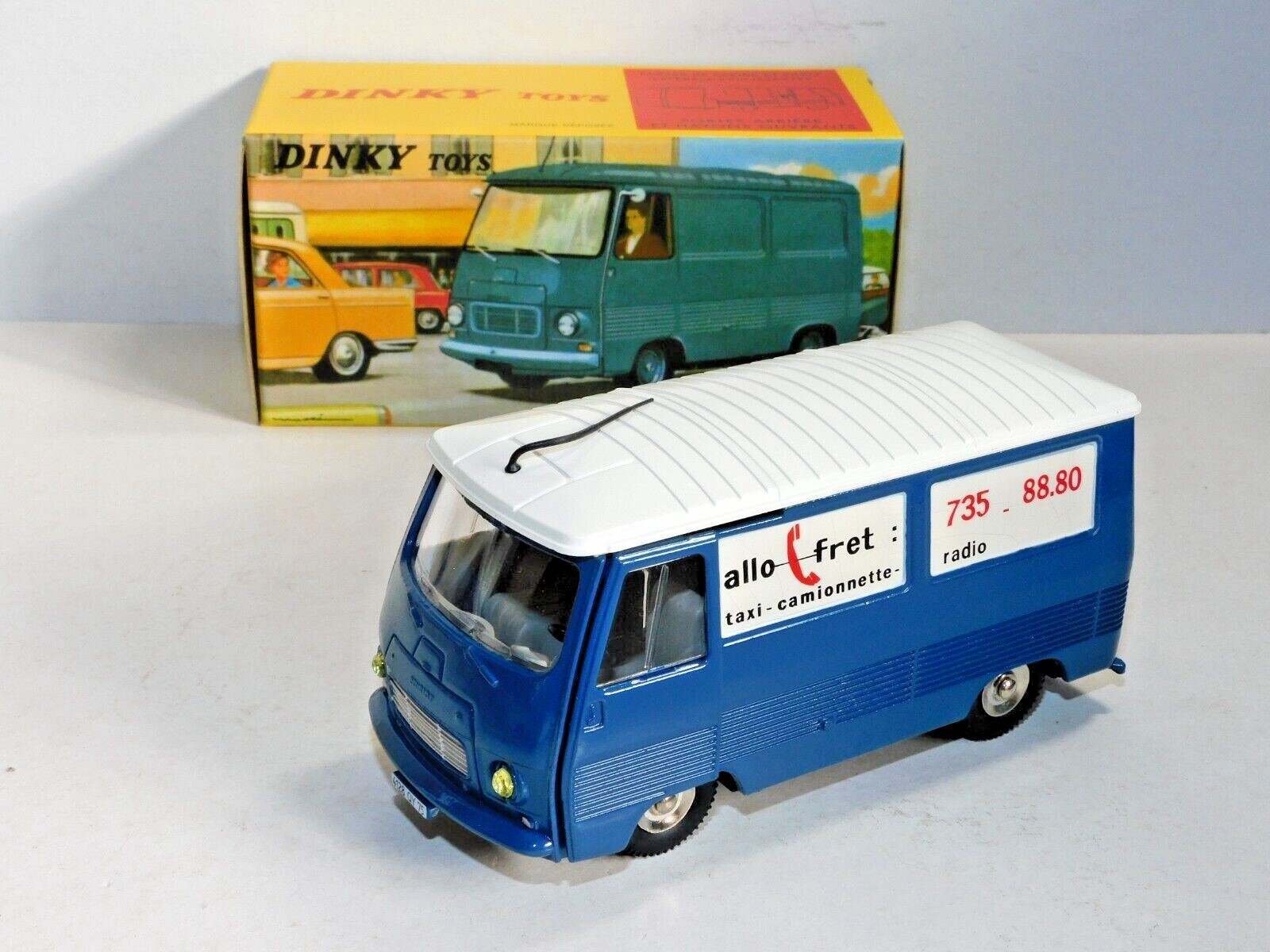 Peugeot J7 Fourgon Tole 1965 blue 1:43
