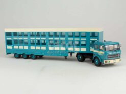 Alternative view of Unic T270 A2 Izoard Semi Bétaillère 1970  1:43