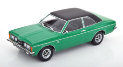 Ford Taunus GXL Limousine with vinyl roof 1971 green/black 1:18