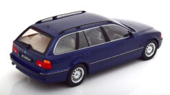 Alternative view of BMW 530D E39 Touring 1997 darkblue met.  1:18