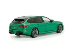 Alternative view of BMW M5 Touring (G99) 2024 green (Isle of Man) 1:43